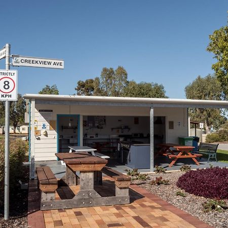 Big4 Perth Midland Tourist Park Hotell Middle Swan Eksteriør bilde