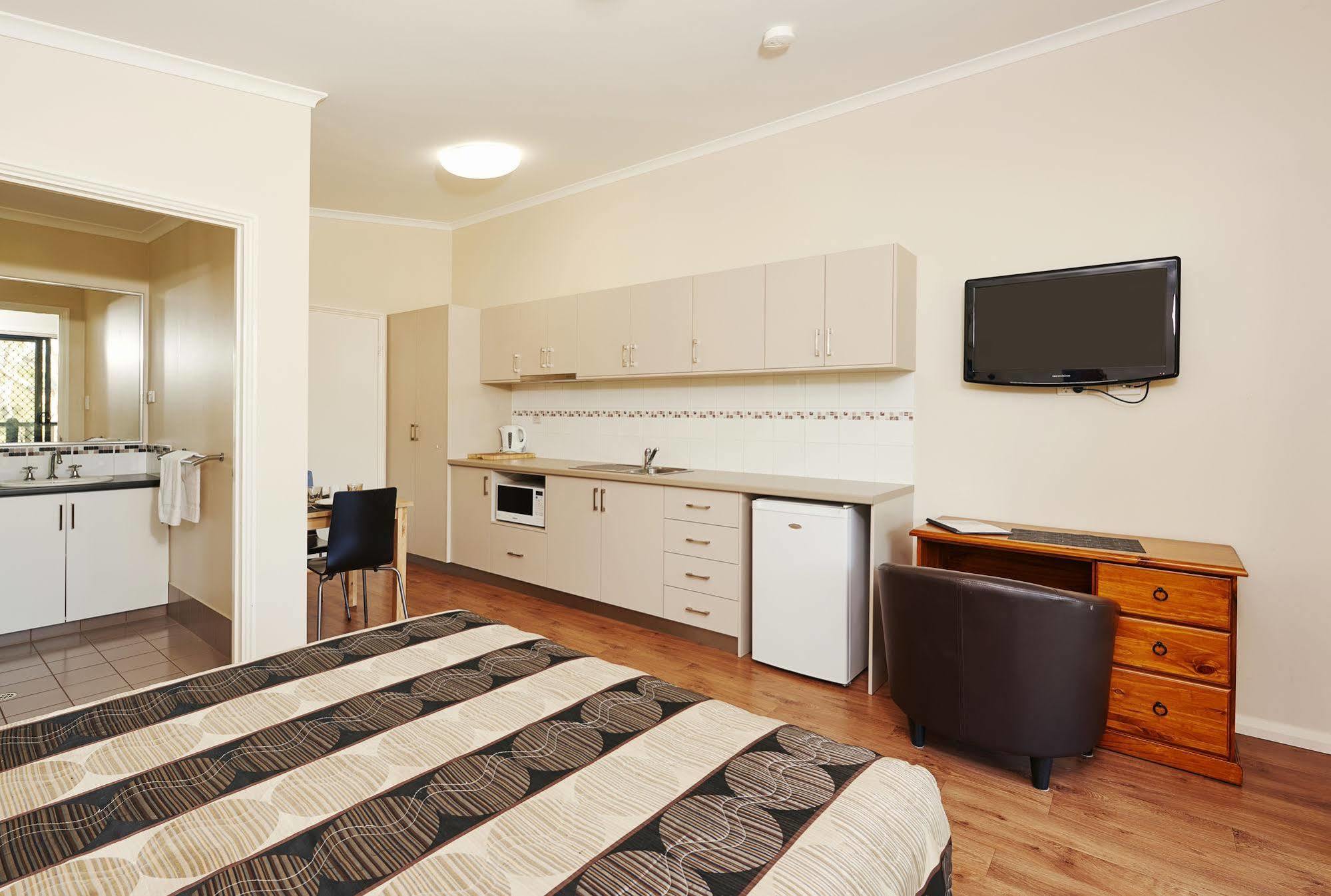 Big4 Perth Midland Tourist Park Hotell Middle Swan Eksteriør bilde